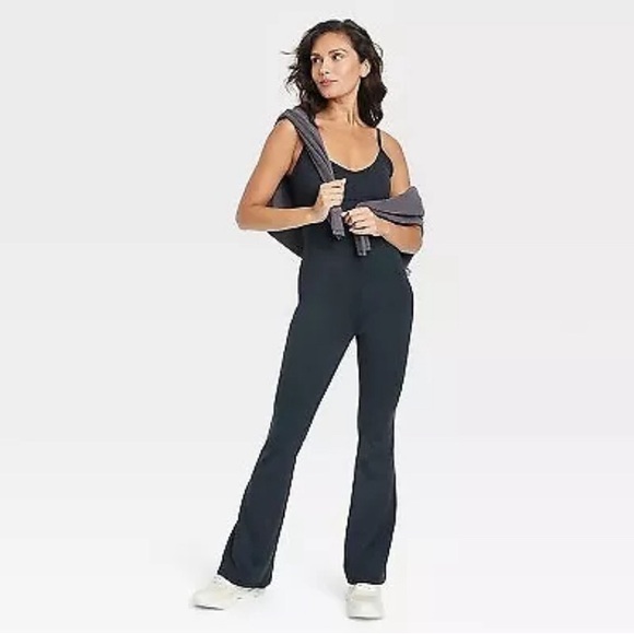 NWT JOYLAB FLARELEG BLACK WORKOUT YOGA CASUAL JUMPSUIT XL - Picture 2 of 2